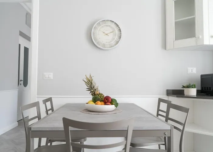 Golfo Dei Poeti Retreat *