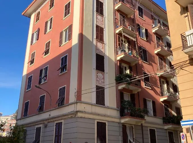 Golfo Dei Poeti Retreat شقة