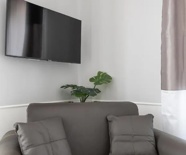 Apartman Golfo Dei Poeti Retreat *